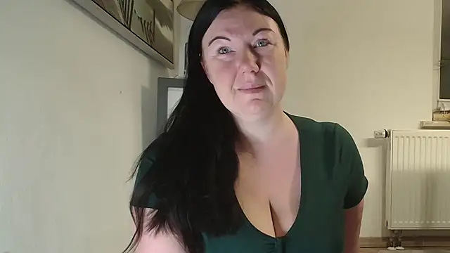 p6w official online show from 11/08/25, 04:49