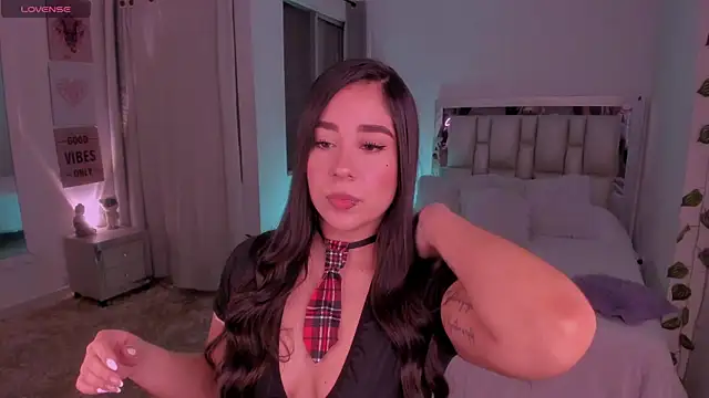 Sussy Bell01 online show from 05/04/26, 11:51