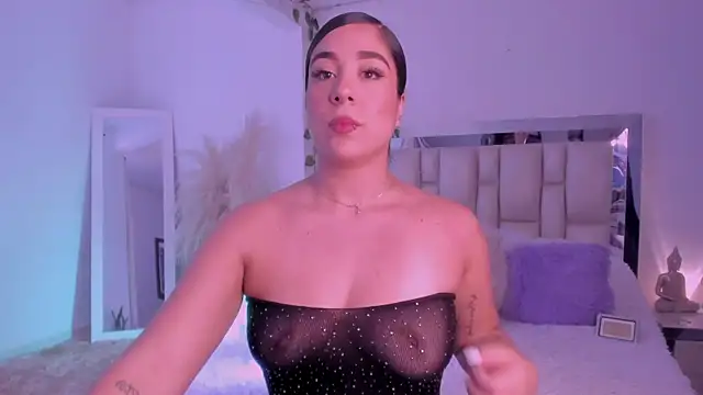 Sussy Bell01 online show from 04/17/26, 08:22