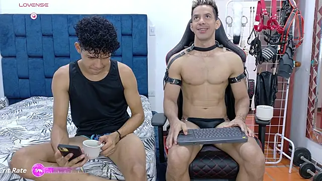 JoseRumbero26 online show from 11/14/25, 12:31