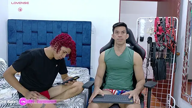 JoseRumbero26 online show from 09/30/25, 12:22