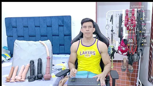 JoseRumbero26 online show from 04/03/26, 09:32