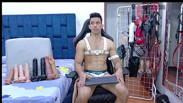 JoseRumbero26 online show from 05/09/26, 03:32