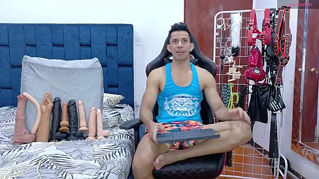 JoseRumbero26 online show from 02/03/26, 02:53