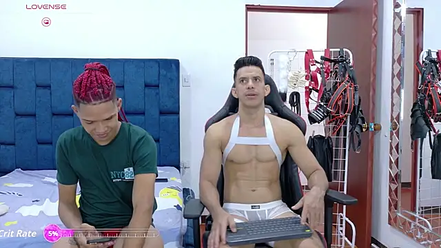 JoseRumbero26 online show from 10/09/25, 01:11
