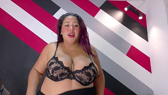 Snapshot of I_am_yours- chatting on 12/20/25, 11:46 I am yours- online show from 12/20/25, 11:46