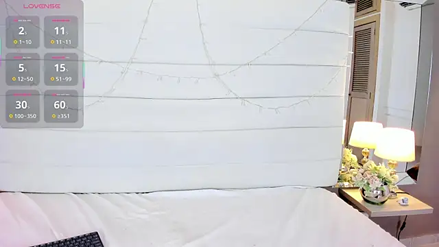 Lilly 2809  online show from 11/07/25, 04:50