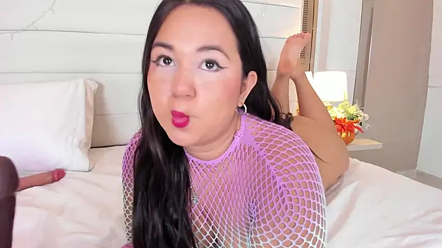 Lilly 2809  online show from 10/07/25, 05:08