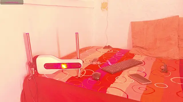 bonieklent online show from 09/28/25, 03:35