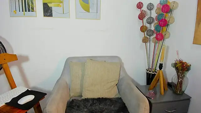 helena copper  online show from 02/04/26, 03:23