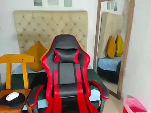 helena copper  online show from 04/02/26, 03:13