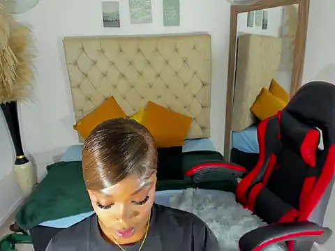 helena copper  online show from 04/03/26, 03:13