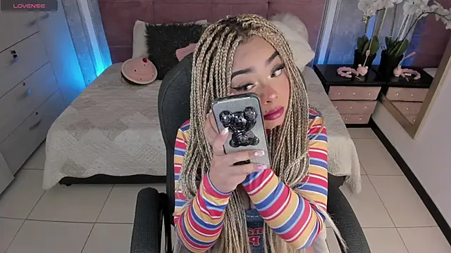 conny  curly online show from 11/04/25, 01:48