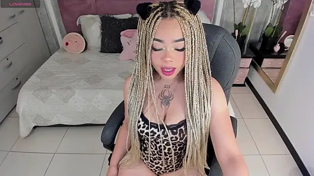 conny  curly online show from 11/23/25, 12:59