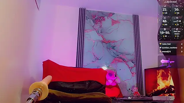  ChanellR  online show from 10/30/25, 07:22