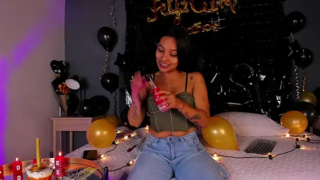 rachellmartinez online show from 11/20/25, 12:06