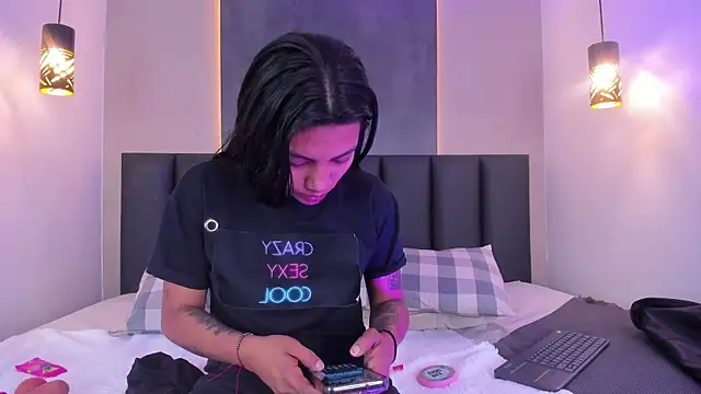 rachellmartinez online show from 11/13/25, 11:47