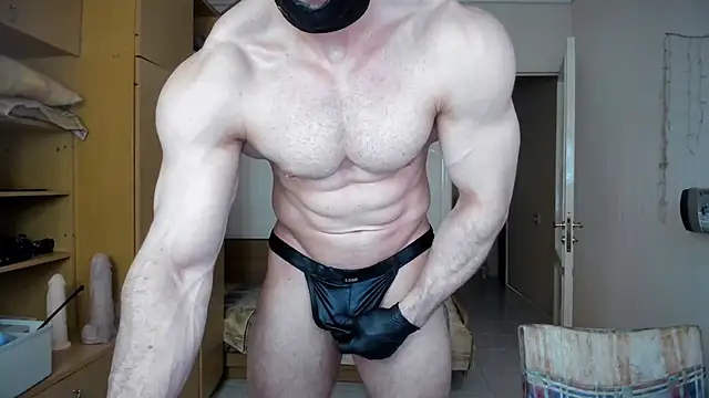 Snapshot of hot_muscle chatting on 07/17/26, 07:05 hot muscle online show from 07/17/26, 07:05