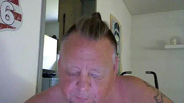 Snapshot of pimmelmann3 chatting on 06/20/26, 10:31 pimmelmann3 online show from 06/20/26, 10:31