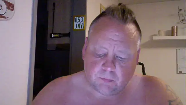 Snapshot of pimmelmann3 chatting on 06/16/26, 08:42 pimmelmann3 online show from 06/16/26, 08:42