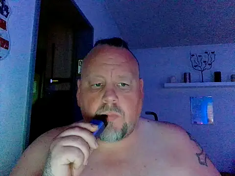 pimmelmann3 online show from 05/17/26, 06:52