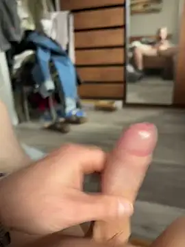 8rabe8 online show from 04/14/26, 08:52