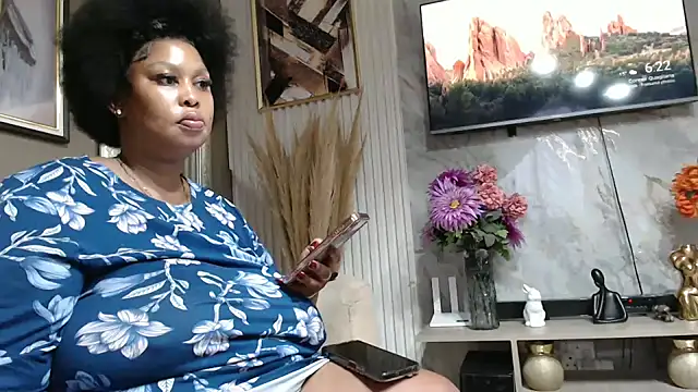 ThickyMinajxx online show from 03/24/26, 04:23