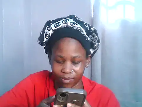Snapshot of SexxyTerry chatting on 10/20/25, 12:38 SexxyTerry online show from 10/20/25, 12:38