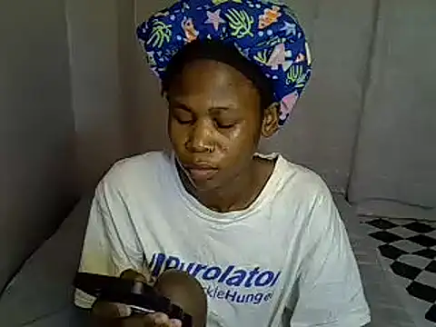 Snapshot of SexxyTerry chatting on 02/17/25, 06:06 SexxyTerry online show from 02/17/25, 06:06