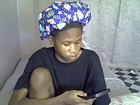 Snapshot of SexxyTerry chatting on 02/11/25, 05:18 SexxyTerry online show from 02/11/25, 05:18