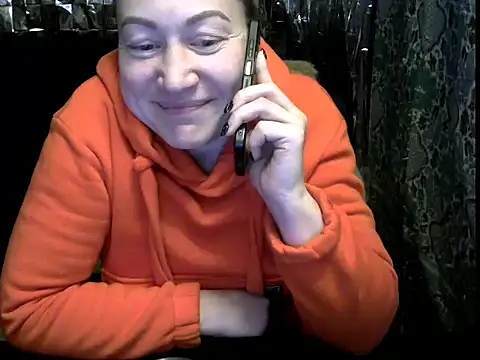 wLESLYMOSw online show from 02/10/26, 10:25