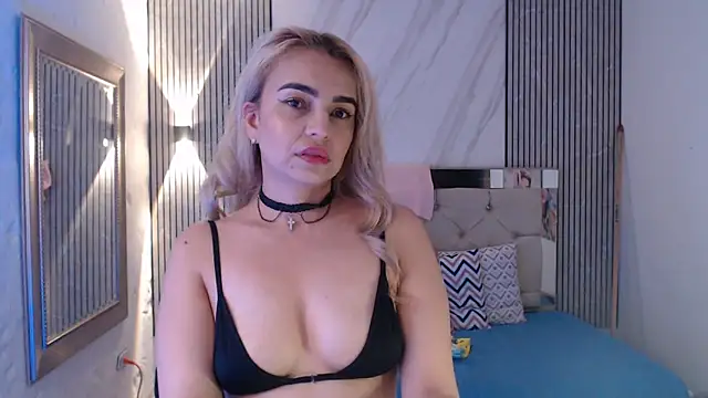 ashley  tylor online show from 04/19/26, 03:29