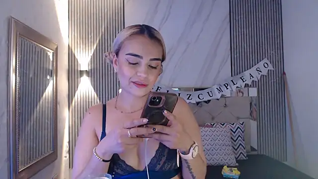 ashley  tylor online show from 04/28/26, 08:24