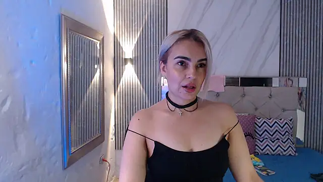 ashley  tylor online show from 04/20/26, 10:11