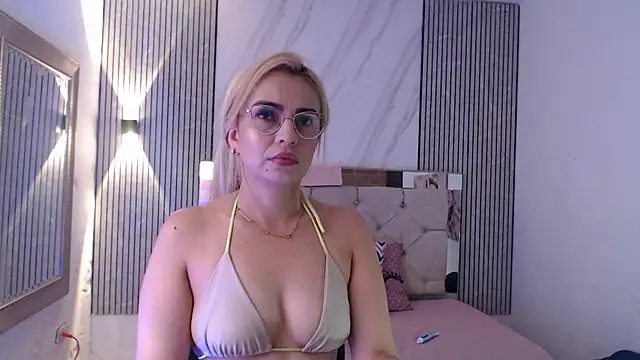 ashley  tylor online show from 02/21/26, 02:13