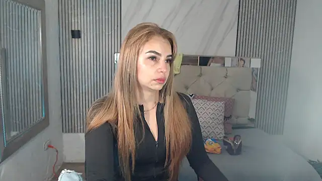 ashley  tylor online show from 09/23/25, 11:01