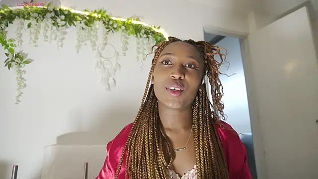 Snapshot of EmmaSanzz_ chatting on 12/04/25, 11:31 EmmaSanzz online show from 12/04/25, 11:31