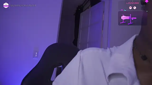 EmmaSanzz  online show from 04/10/26, 12:01