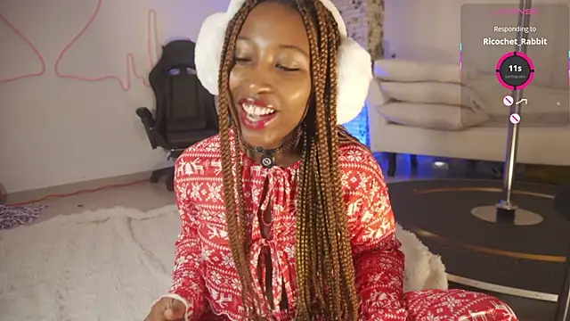 Snapshot of EmmaSanzz_ chatting on 12/22/25, 12:38 EmmaSanzz online show from 12/22/25, 12:38