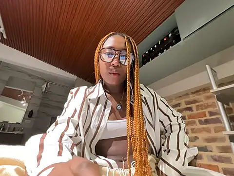 EmmaSanzz  online show from 03/27/26, 11:33