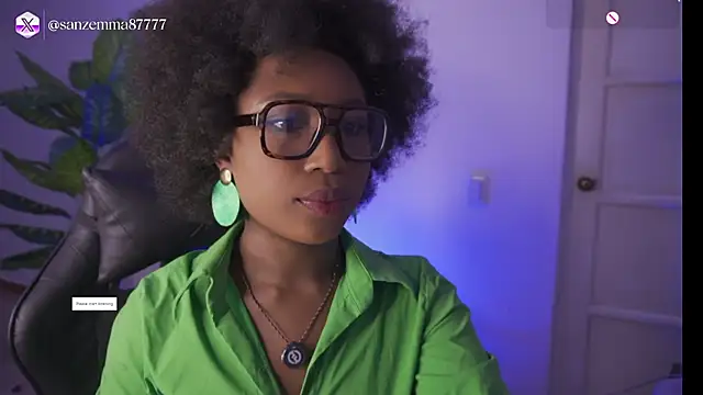 EmmaSanzz  online show from 04/07/26, 12:18