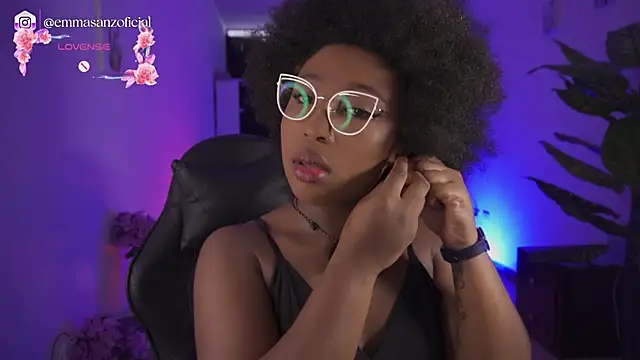 EmmaSanzz  online show from 05/09/26, 12:08