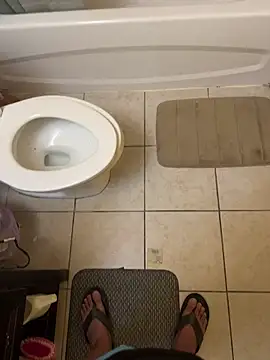 Snapshot of VFuck4U_xxx chatting on 02/18/25, 12:28 VFuck4U xxx online show from 02/18/25, 12:28