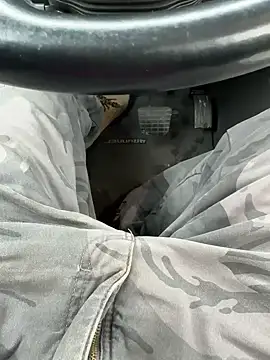 Snapshot of VFuck4U_xxx chatting on 12/04/24, 04:21 VFuck4U xxx online show from 12/04/24, 04:21