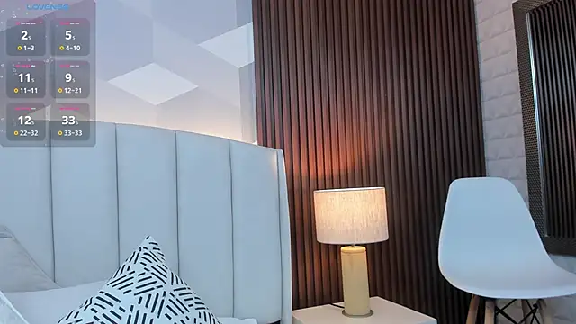 Julietasantos   online show from 02/12/26, 06:29