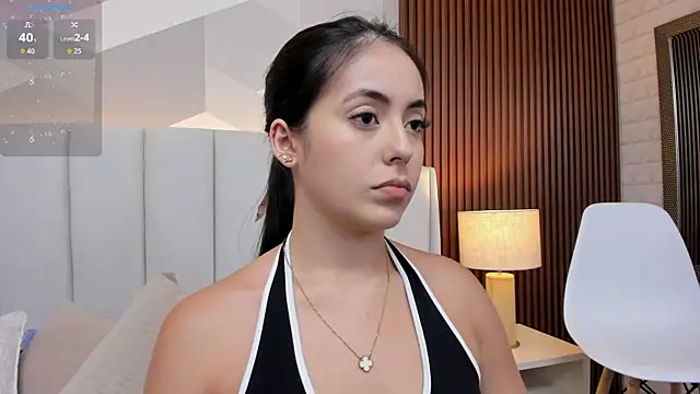 Julietasantos   online show from 10/21/25, 06:29