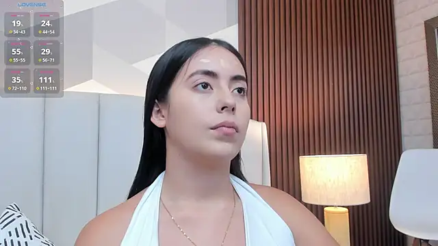Julietasantos   online show from 05/14/26, 06:38