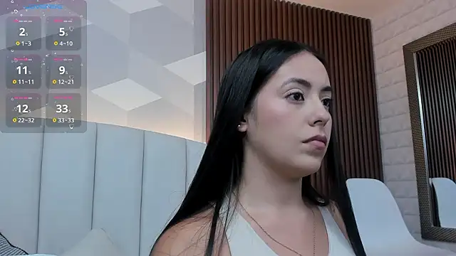 Julietasantos   online show from 02/02/26, 06:40