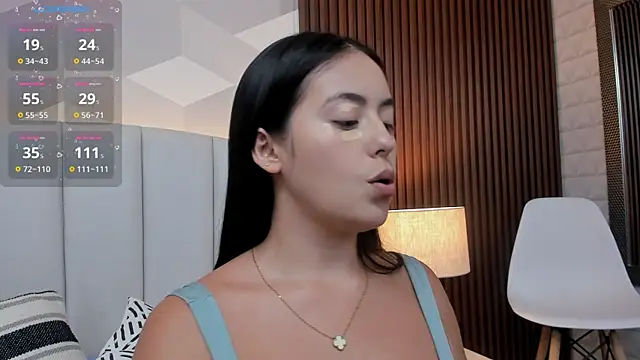 Julietasantos   online show from 04/09/26, 06:25