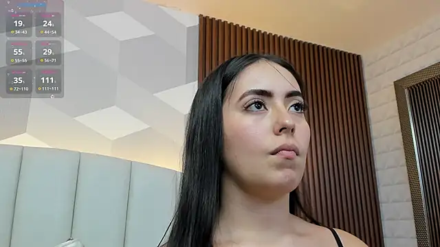 Julietasantos   online show from 09/25/25, 06:25